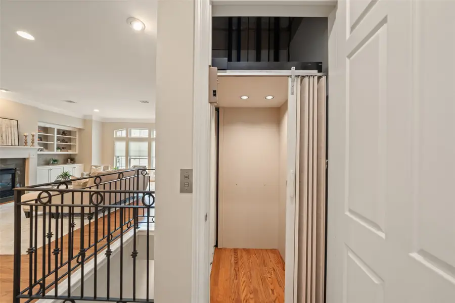 2708 Wroxton Road, West University Place, TX 77005 - #2