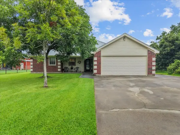 6727 Avenue C 1/2, Santa Fe, TX 77510