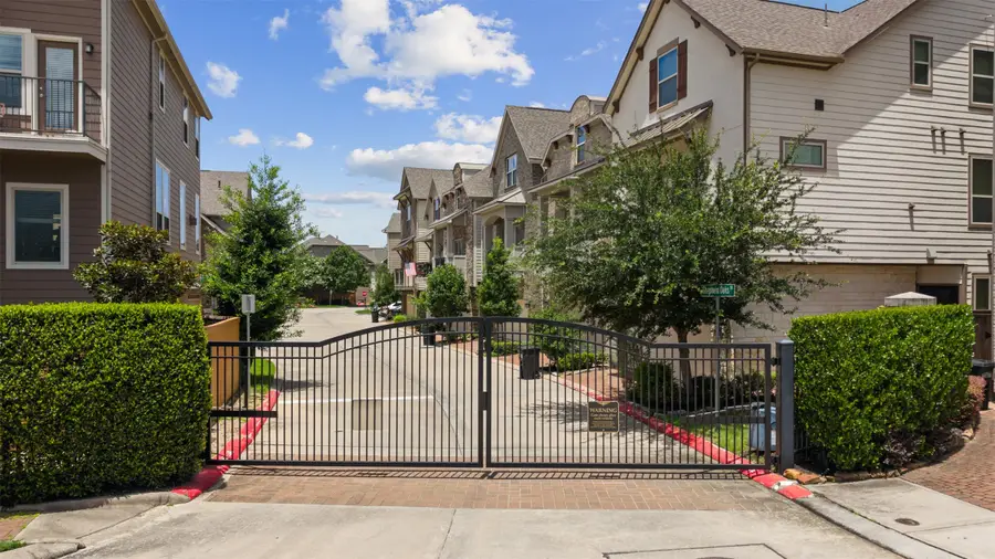 1010 Shepherd Oaks Drive, Houston, TX 77018 - #3