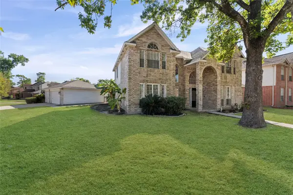 2922 Travick Lane, Houston, TX 77073