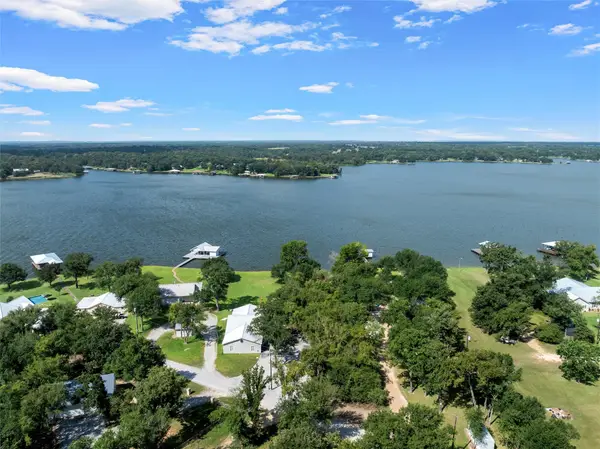 20253 Lakeshore Drive, Thornton, TX 76687
