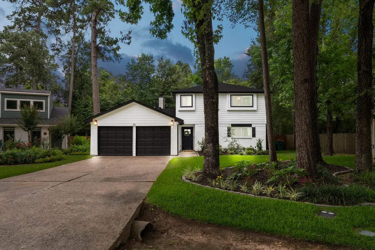 10 E White Willow Circle, The Woodlands, TX 77381 - #1