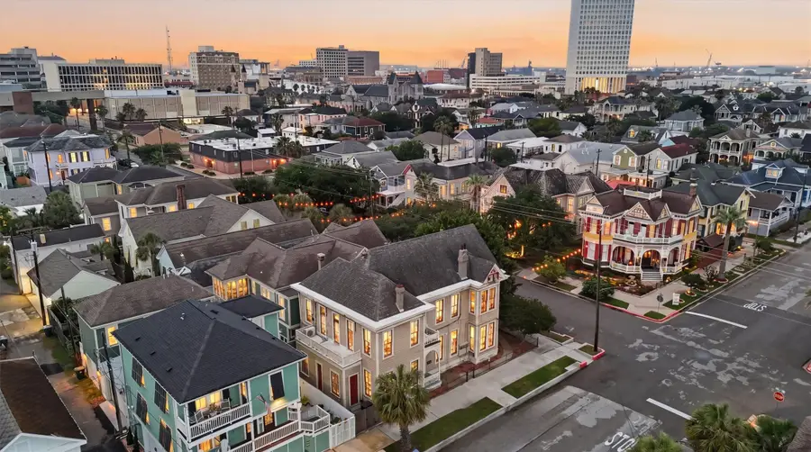 1701 Ball, Galveston, TX 77550 - #2