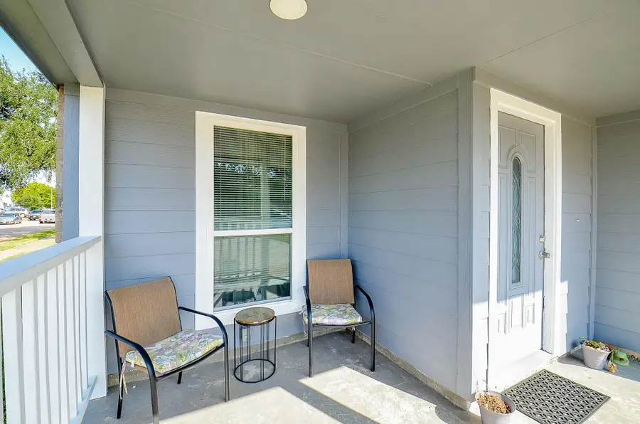 19964 Sutton Falls Drive, Cypress, TX 77433 - Image #3