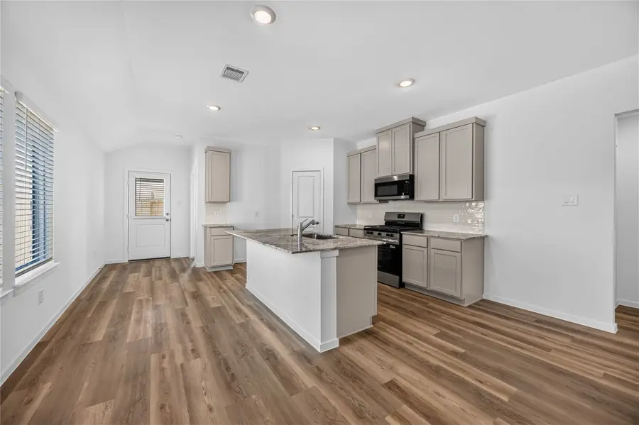 5108 Greengrass Willow Way, Houston, TX 77048 - #2