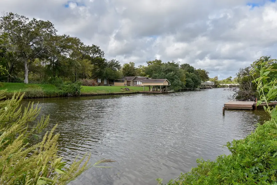 107 Private Road 649, Sargent, TX 77414 - #3