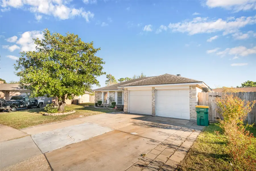 5403 Greenhill Forest Drive, Houston, TX 77088 - Image #2