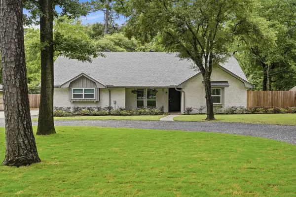 4003 Mossy Oaks Road E, Spring, TX 77389