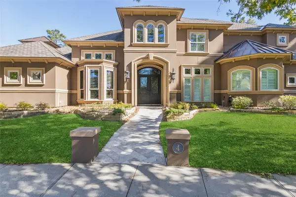 4 Island Green Court, Kingwood, TX 77339