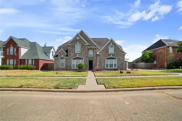 6914 Crystal Point Drive, Katy, TX 77449