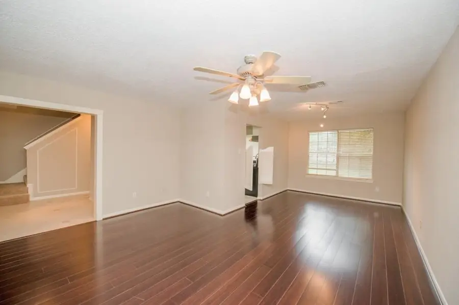 3423 Hidden Creek Drive, Sugar Land, TX 77479 - Image #3