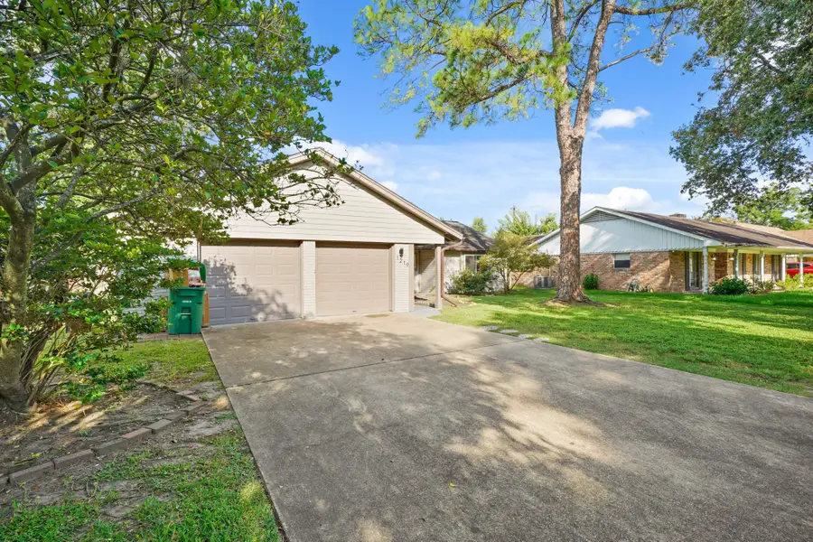 1219 Wisterwood Drive, Houston, TX 77043 - Image #3