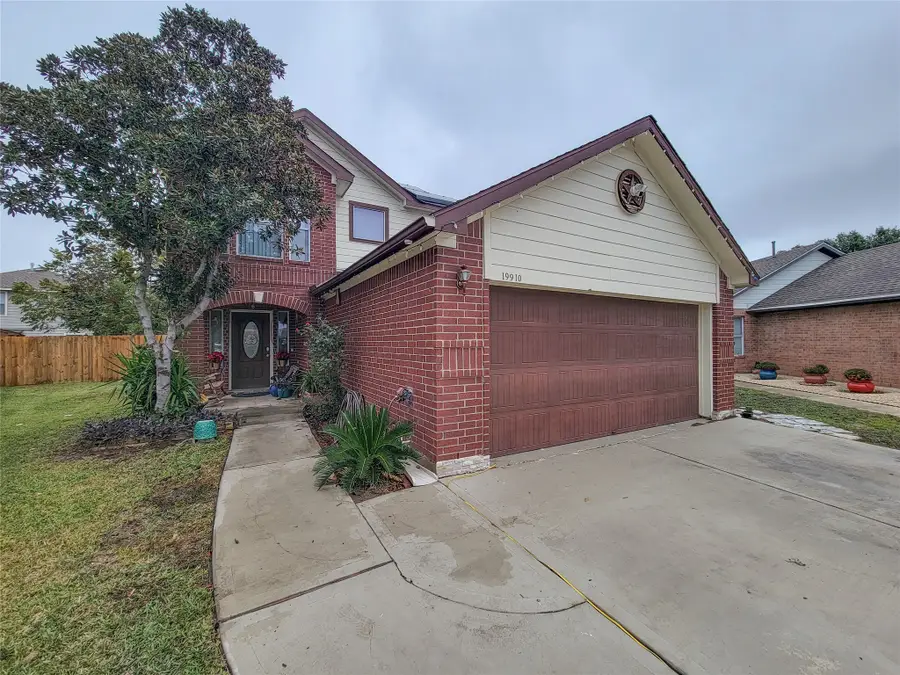 19910 Willowbrook Drive, Cypress, TX 77433 - Image #2