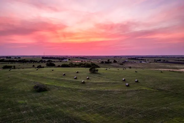 3575 County Road 271, Moulton, TX 77975