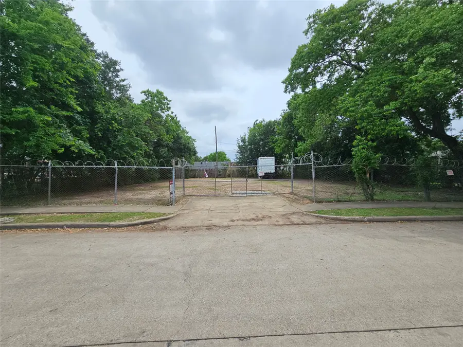 3334 Kilgore Street, Houston, TX 77021 - #3