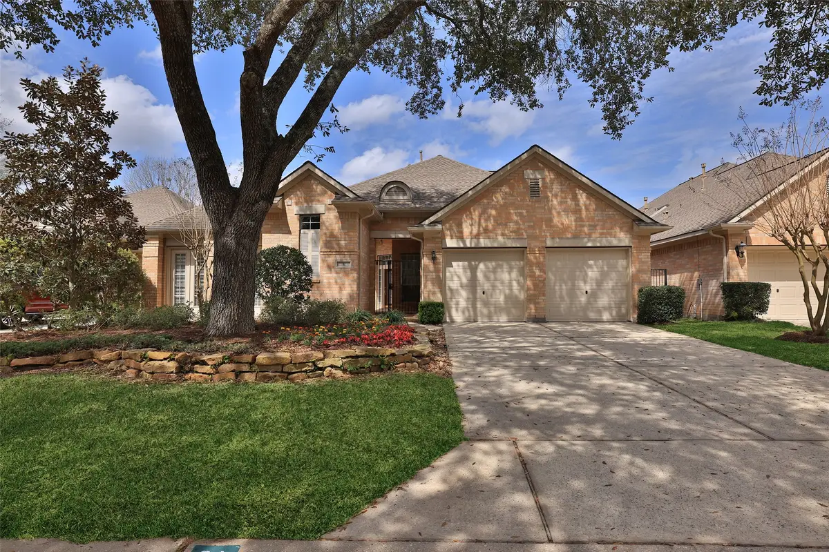31 Surrey Run Place, The Woodlands, TX 77384 - #1