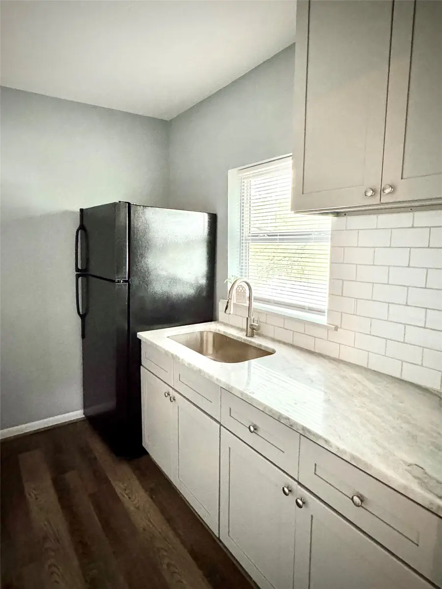 2324 Cedar Drive Drive, La Marque, TX 77568 - #2