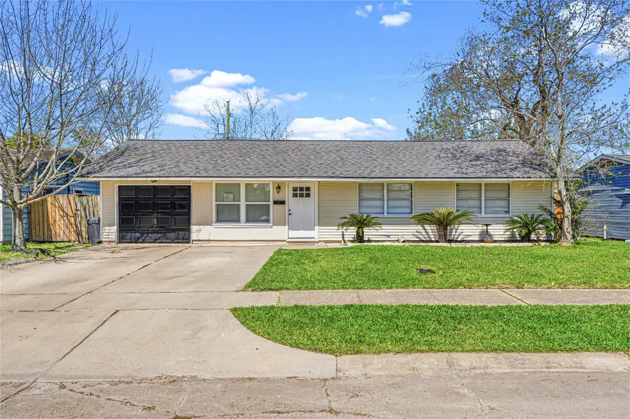 1007 Trimm Avenue, Pasadena, TX 77502 - #2