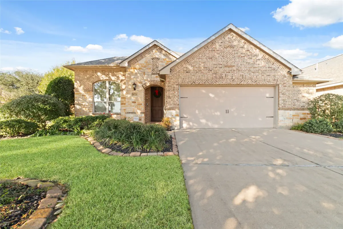16726 Aliana Lakes Court, Richmond, TX 77407 - Image #1