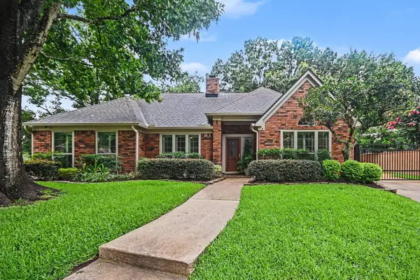 15318 Brook Arbor Court, Houston, TX 77062