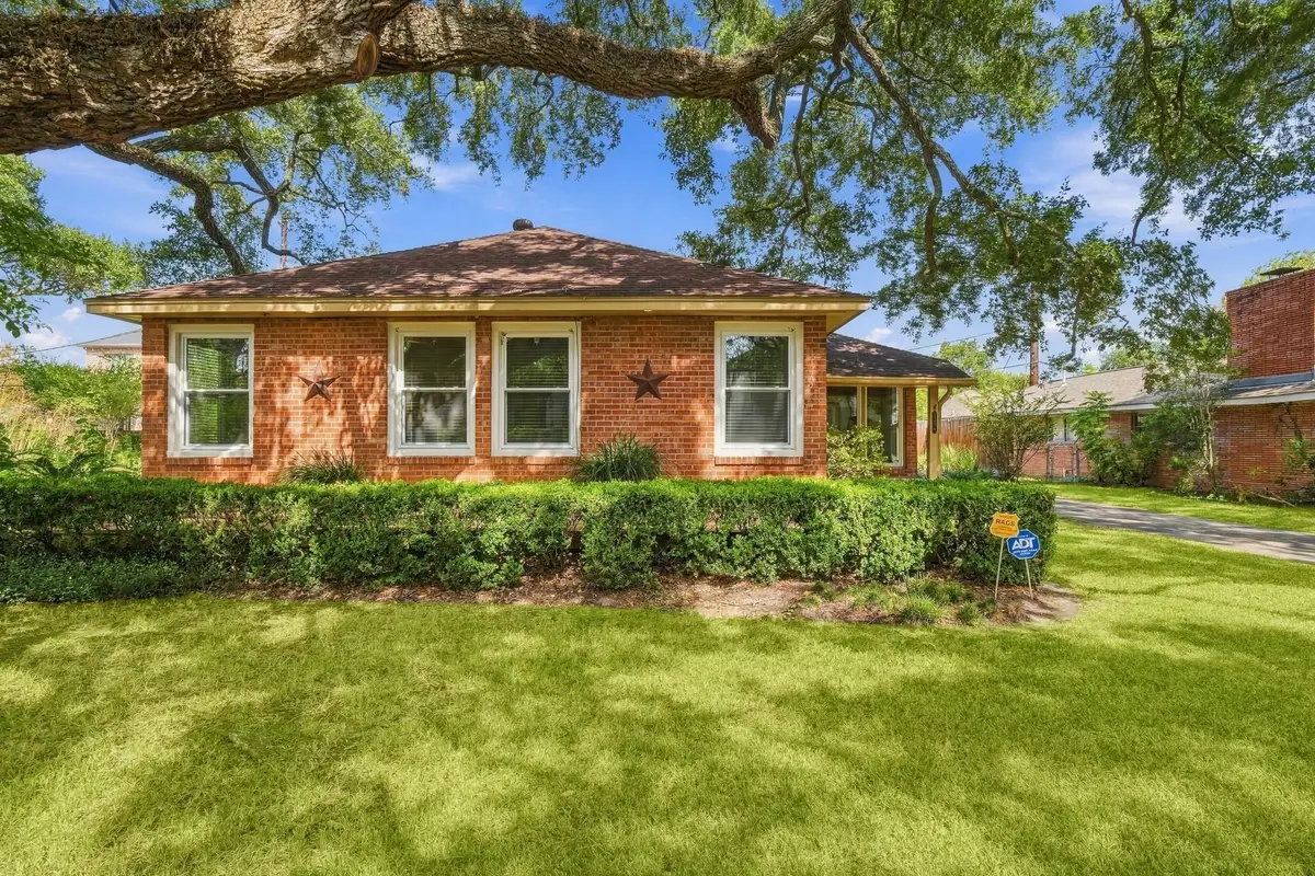 2206 Macarthur Street, Houston, TX 77030 - #1