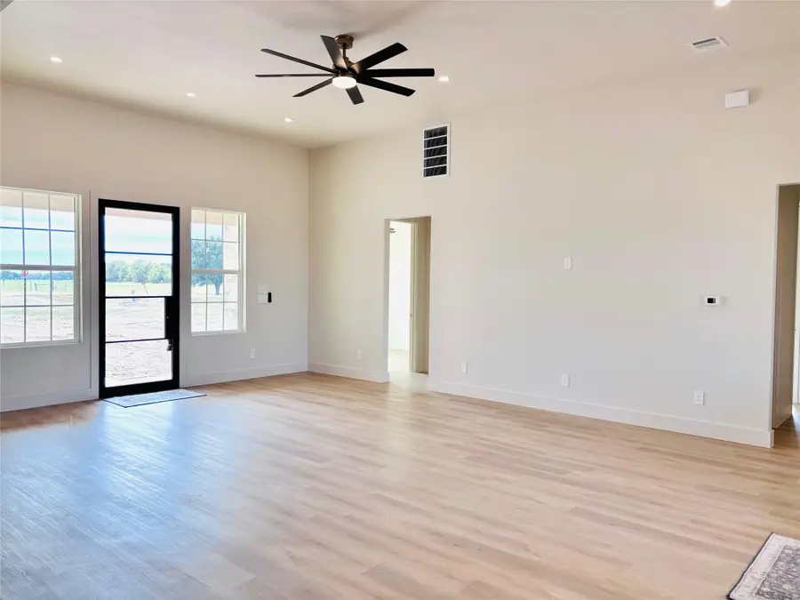 5024 Sophie Slansky Way, Sealy, TX 77474 - Image #3