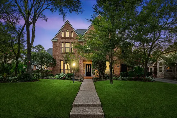 1418 Lofty Maple Trail, Kingwood, TX 77345