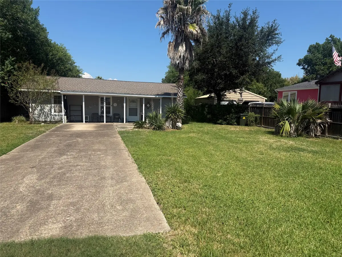 2446 Rue De Lafitte Drive, Dickinson, TX 77539 - #1
