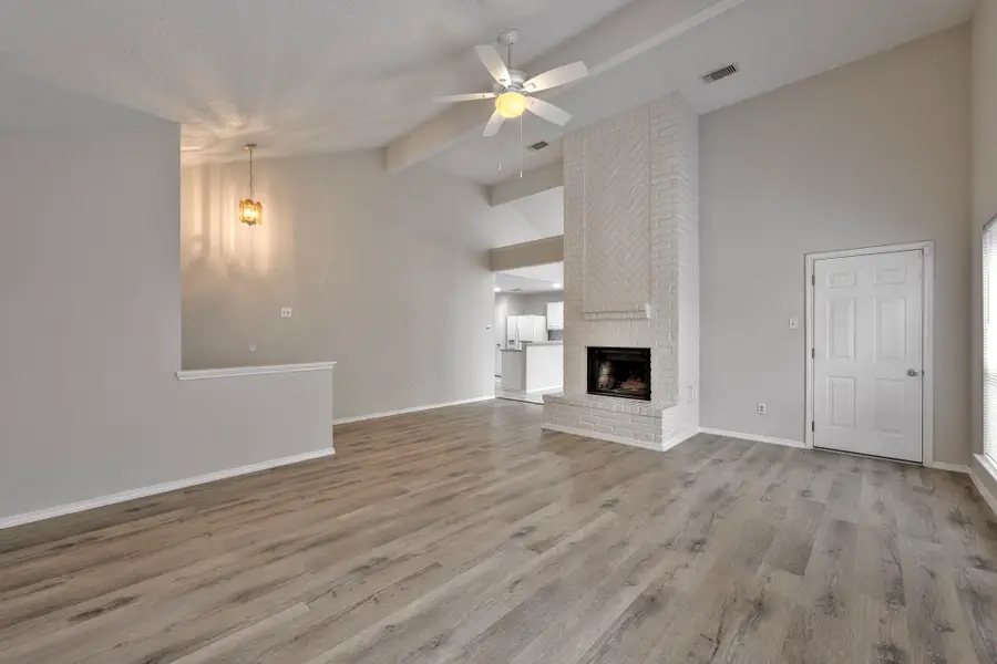 2011 Creek Valley Lane, Sugar Land, TX 77478 - Image #3