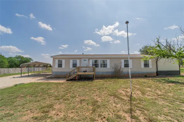 198 Betsy Drive, Bandera, TX 78003