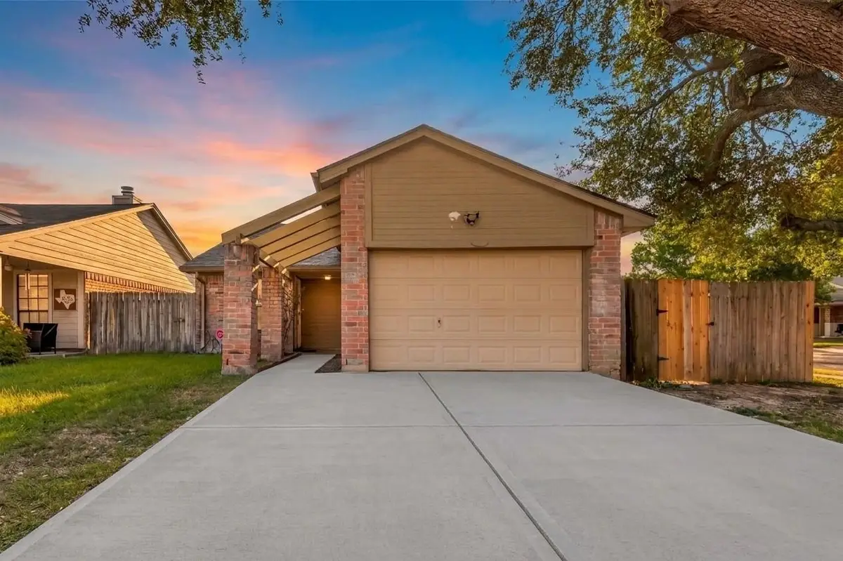 7102 Village Lake Dr, Cypress, TX 77433 - #1