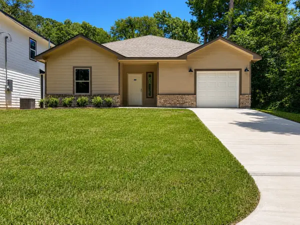 15854 Aspen Drive, Montgomery, TX 77356