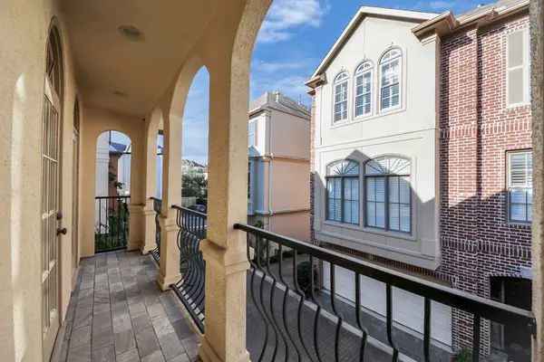 9291 Buffalo Speedway, Houston, TX 77025