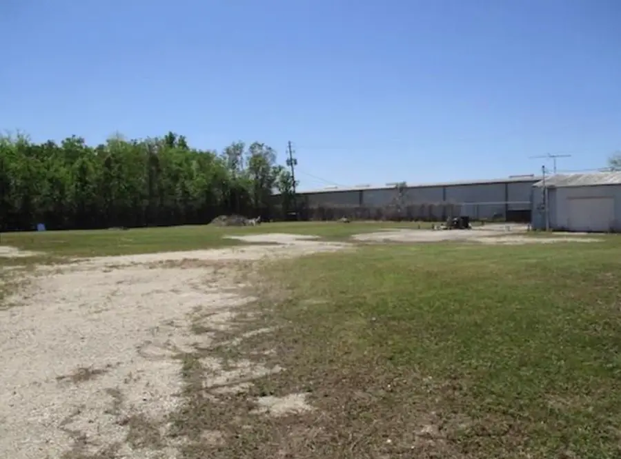 4 County Road 102, Bay City, TX 77414 - Image #2