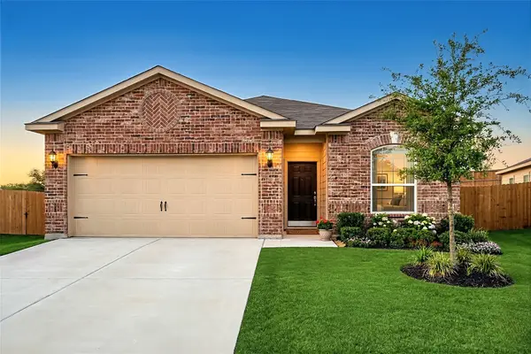 12050 Quartersawn Lane, Pinehurst, TX 77362