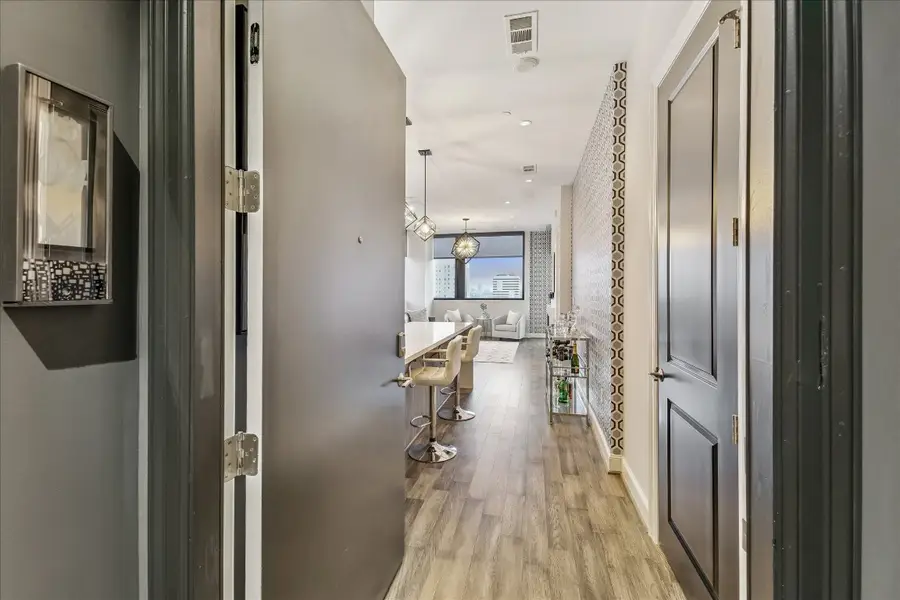 1211 Caroline Street #1304, Houston, TX 77002 - #3