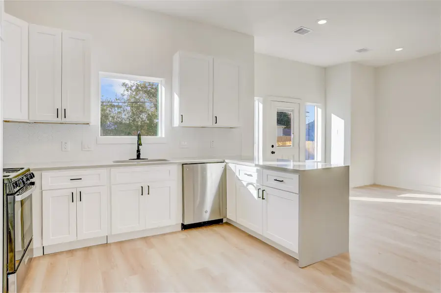 10510 Ashville Drive, Houston, TX 77051 - #3