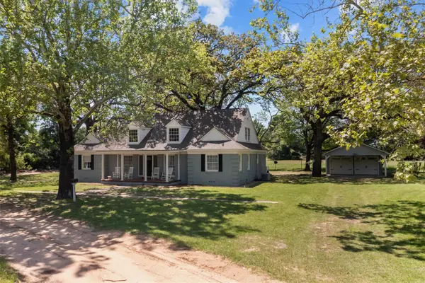 319 N Howard Street, Grapeland, TX 75844