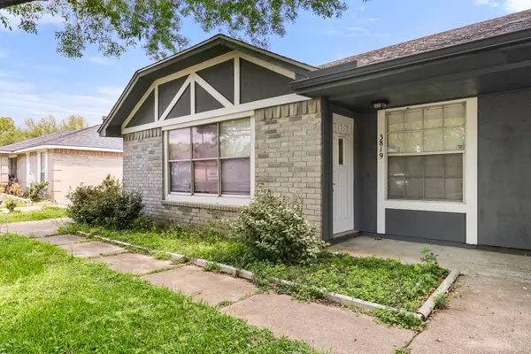 3819 Westmeadow Drive, Houston, TX 77082