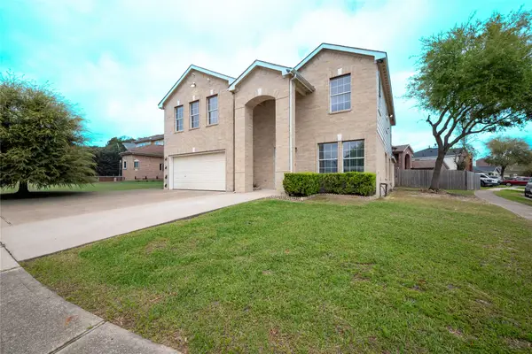 315 Remington Green Court, Houston, TX 77073