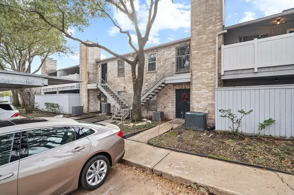 10733 Braes Bend Drive #10733, Houston, TX 77071