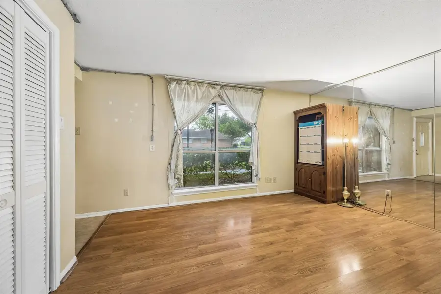 5218 Milwee Street #6, Houston, TX 77092 - #2