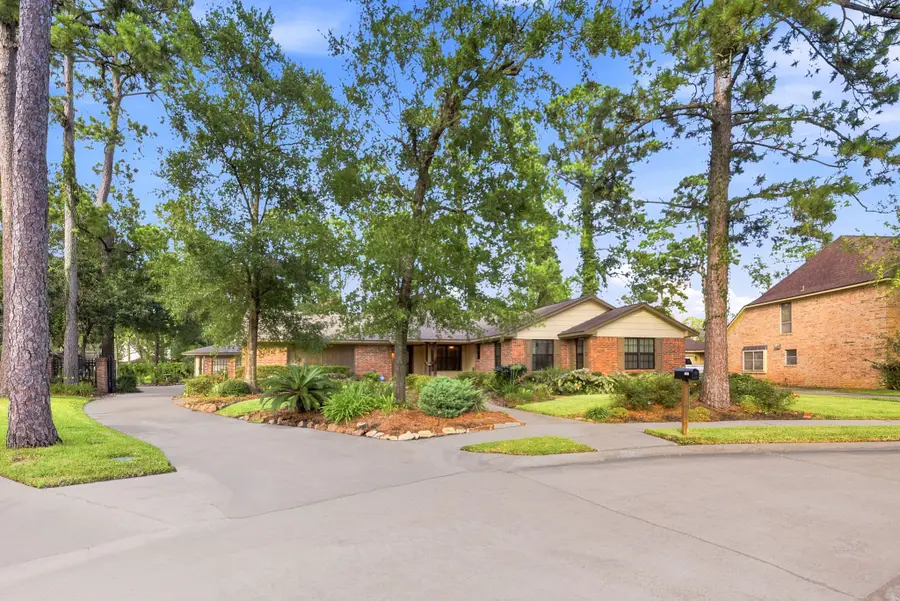 3721 Autumn Lane, Baytown, TX 77521 - #3