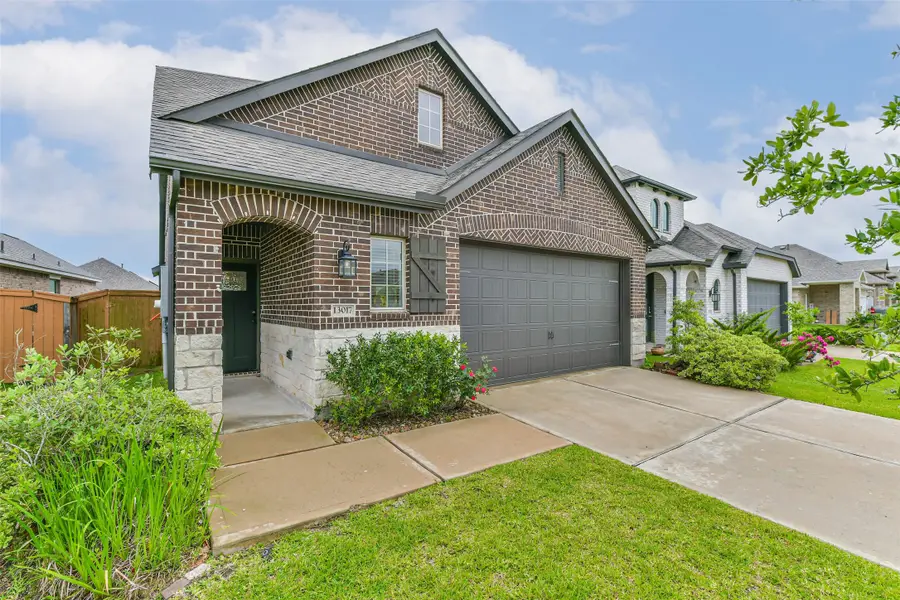 13017 Sapphire Lake Lane, Texas City, TX 77568 - #3