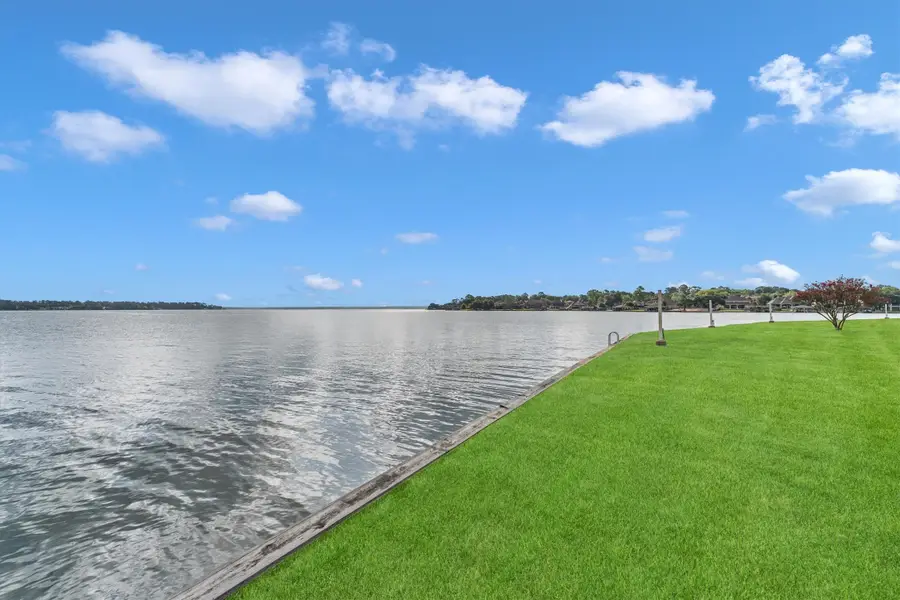 146 April Point Drive S, Conroe, TX 77356 - #2
