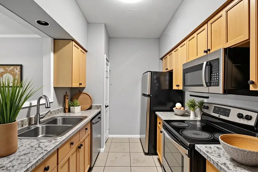 9850 Pagewood Lane #405, Houston, TX 77042 - #3