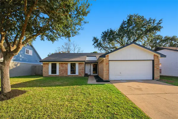 9850 Sageroyal Lane, Houston, TX 77089