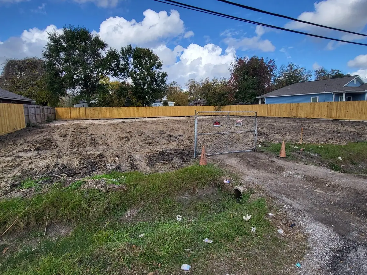 4641 Phlox Street, Houston, TX 77051 - #1