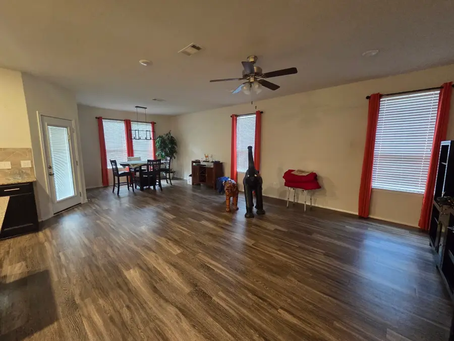 2103 Lost Timbers Drive, Conroe, TX 77304 - #3