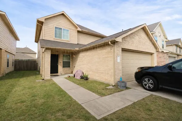 878 Darbydale Crossing Lane, Houston, TX 77090